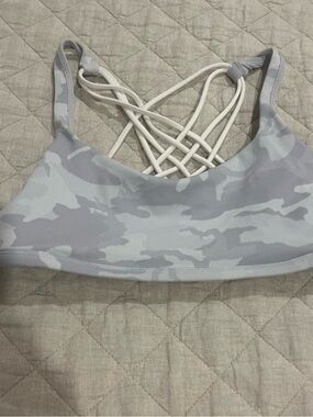 Lululemon Athletica Gray Camo Strappy Crossback Sports Bra